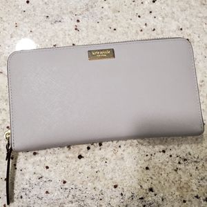 Kate Spade Saffiano Leather Zipper Wallet